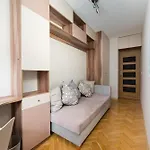 Krochmalna Spacious By Bookinghost Daire *
