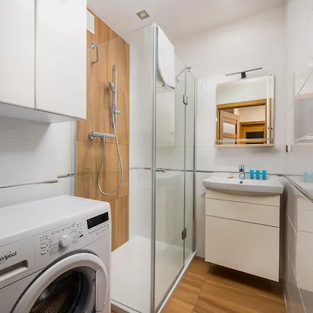 Krochmalna Spacious By Bookinghost 华沙