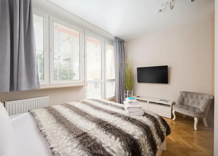 Krochmalna Spacious By Bookinghost Apartman Varsó