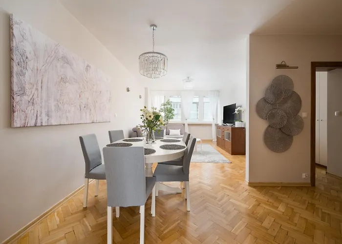 Krochmalna Spacious By Bookinghost * Varsó