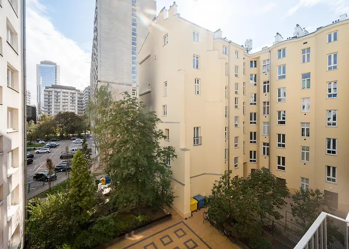 Krochmalna Spacious By Bookinghost Varsó