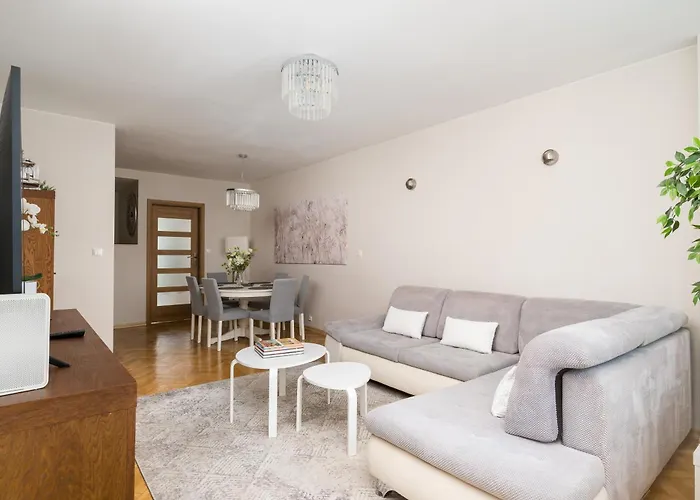 Krochmalna Spacious By Bookinghost Apartman Varsó