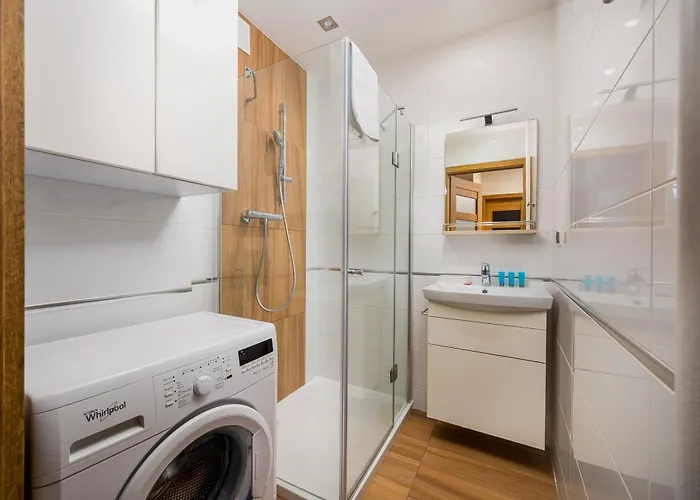 Krochmalna Spacious By Bookinghost Varsó